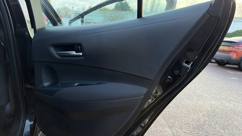 Toyota Corolla 1.8 VVT-i Hybrid Icon Tech 5dr CVT Hybrid Hatchback